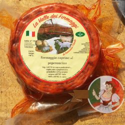 Formaggio Caprino al Peperoncino - ser kozi aromatyzowany peperoncino